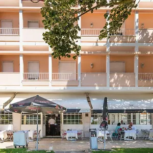 https://atlantic-waves-accommodation-carcavelos-beach.hotels-lisbon-portugal.com